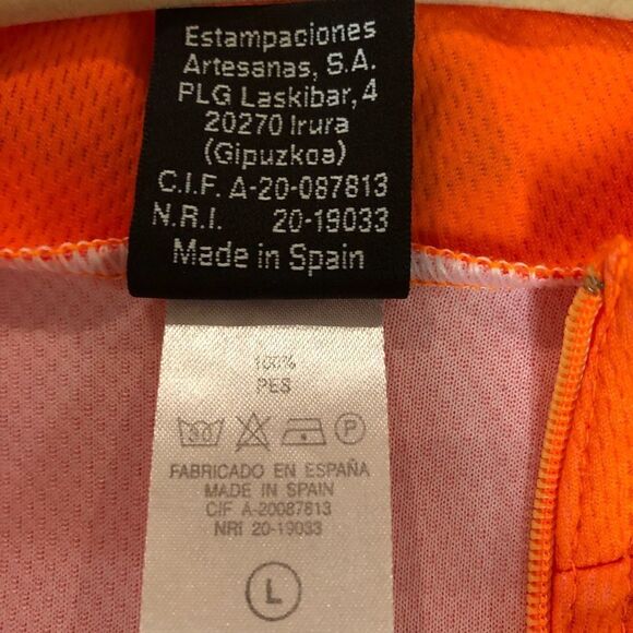 Etxeondo cycling shirt  - Picture 4 of 4